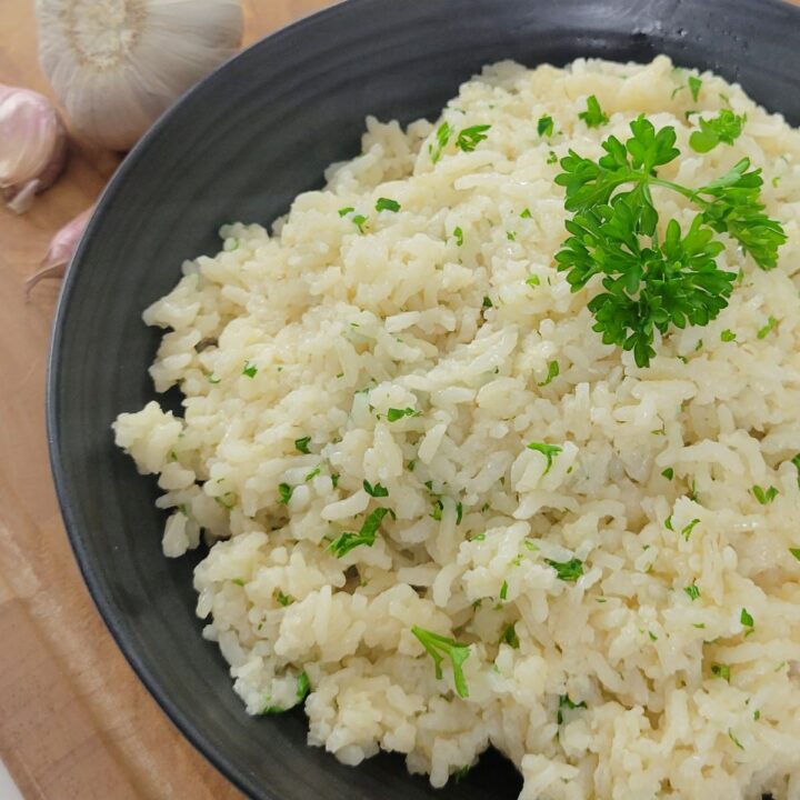 Buttered Garlic Rice - French Kiss Cook