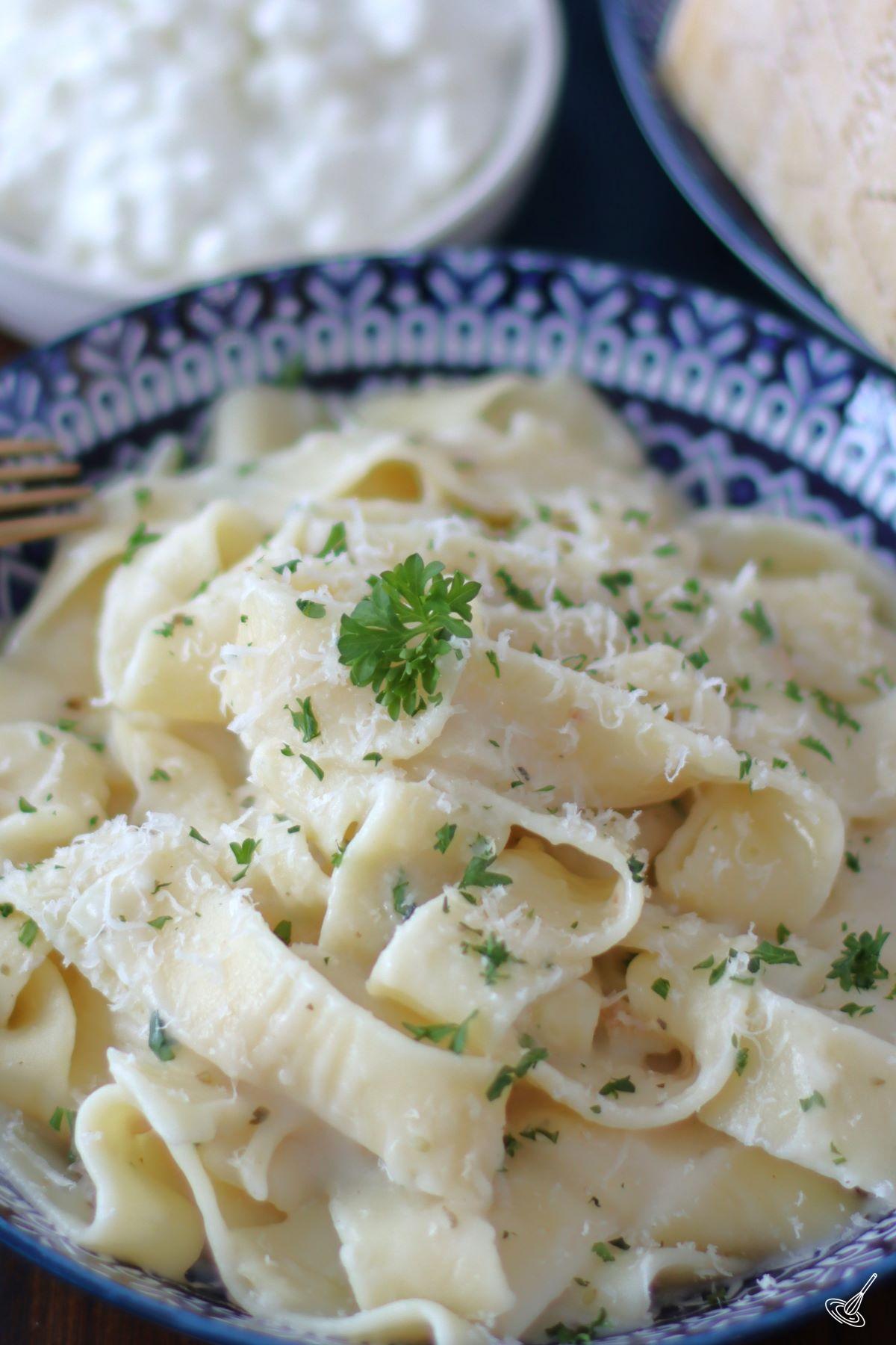 Cottage Cheese Alfredo pasta in a serving bowl.