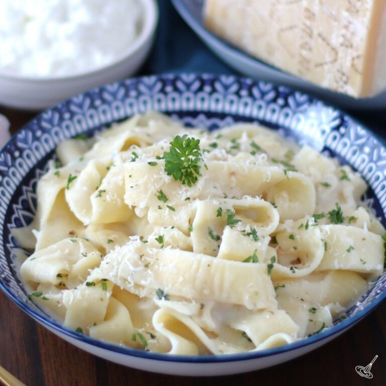 Cottage Cheese Alfredo Pasta in a bowl