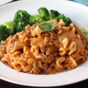 Beefaroni Recipe in a bowl.