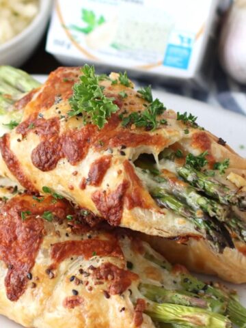 Alfredo Asparagus Bundles