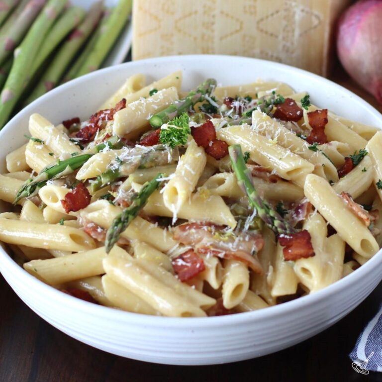 Creamy Asparagus Bacon Pasta