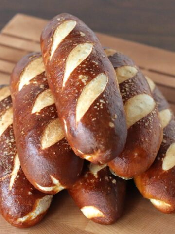 Pretzel Hot Dog Buns