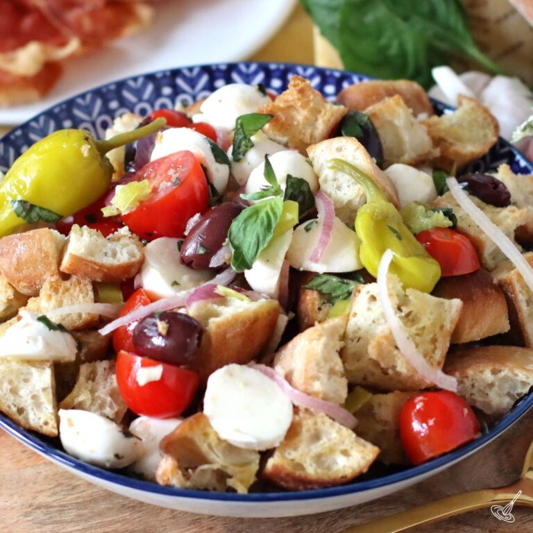 Crouton Salad in a serving bowl.