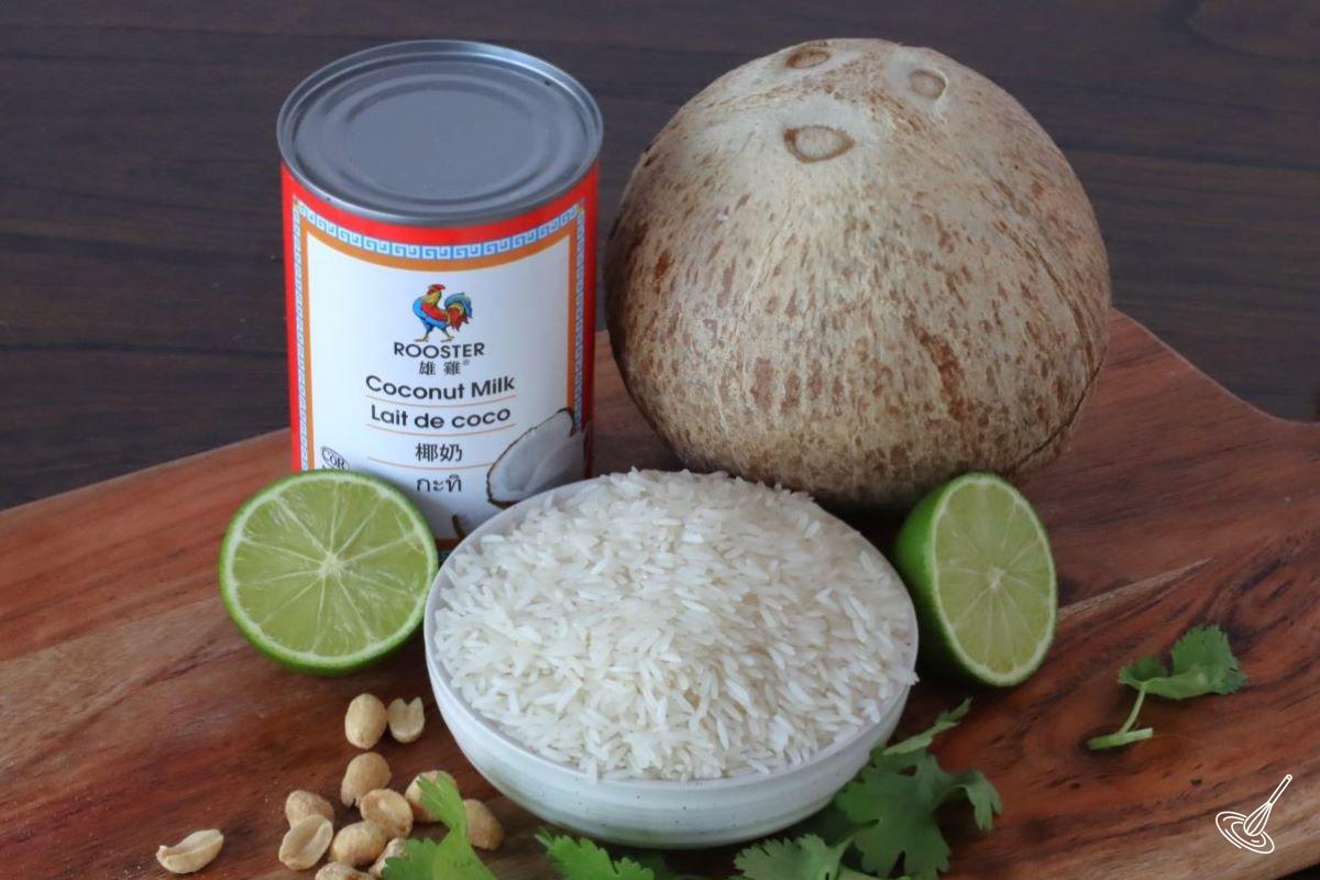 Ingrédients : noix de coco, riz et lait de coco.