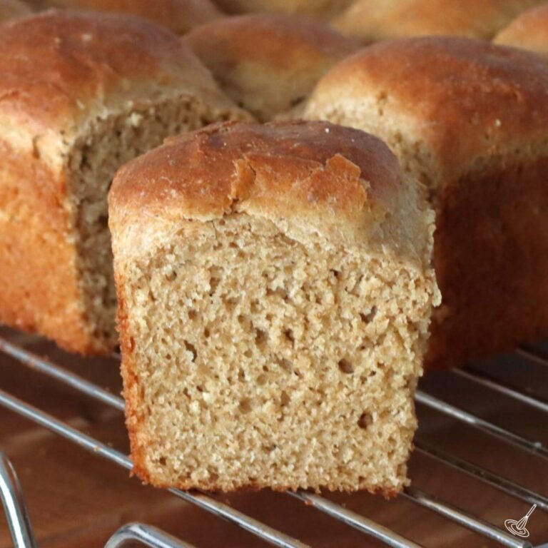 Einkorn Dinner Rolls
