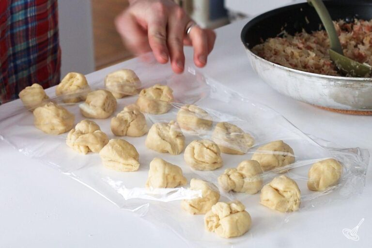Pyrizhky Ukrainian Cabbage Buns - French Kiss Cook
