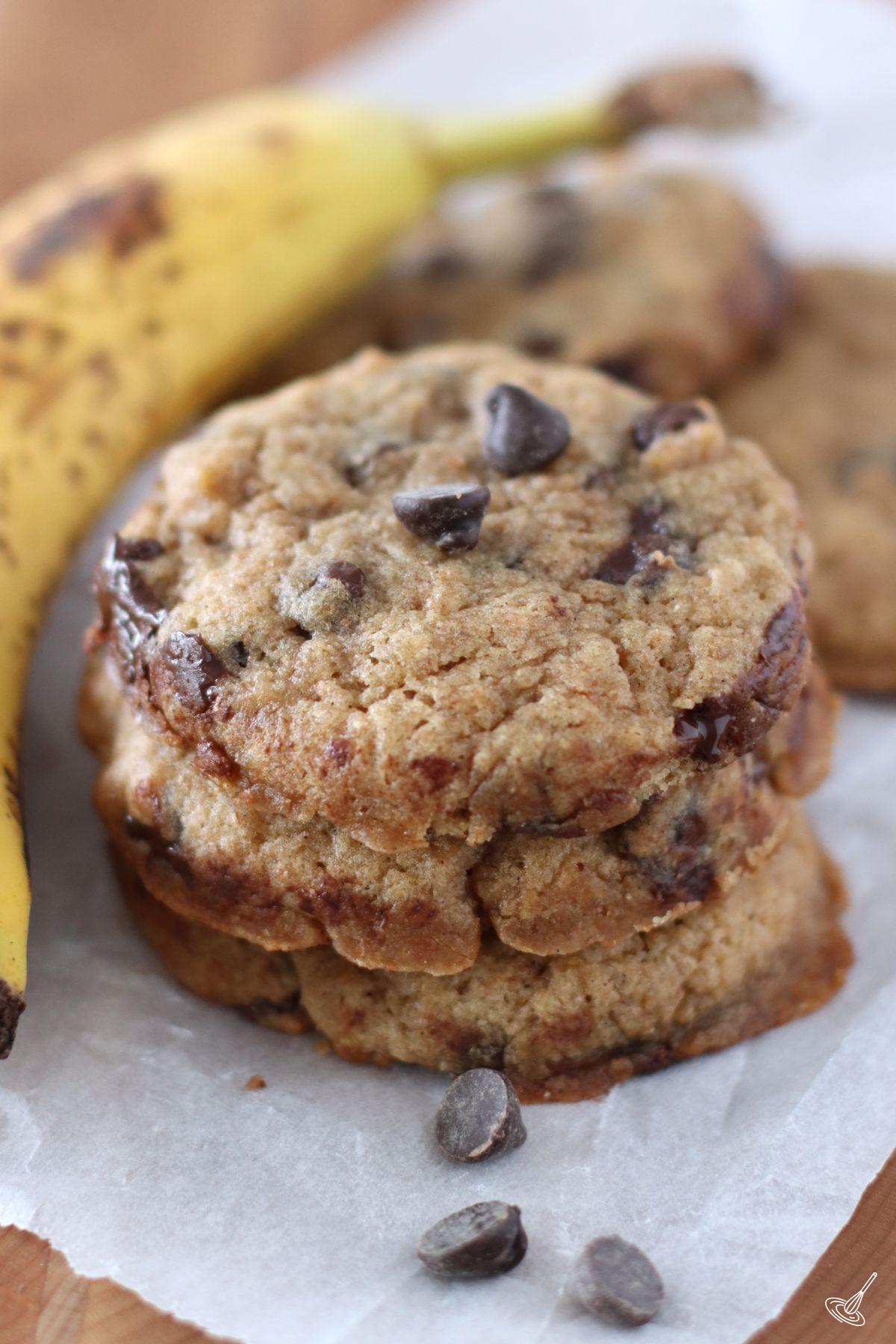 Vegan Banana Chocolate Chip Cookies