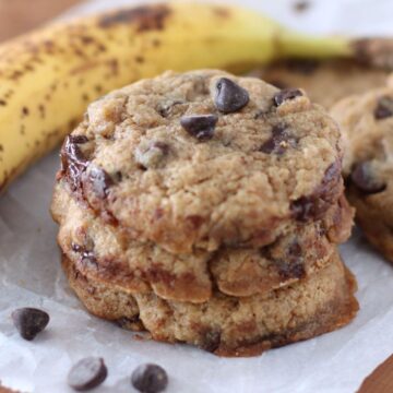 Vegan Banana Chocolate Chip Cookies