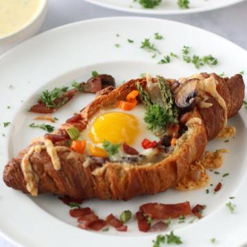 Croissant Egg Boat