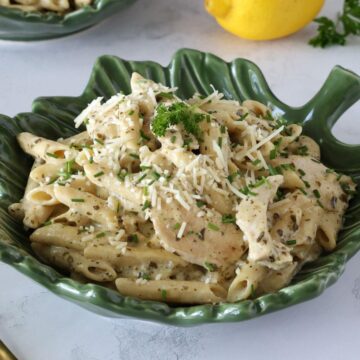 Chicken Alfredo Pesto Pasta in a bowl.